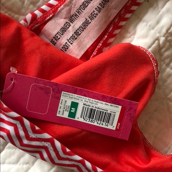 Women’s swim suit - Picture 6 of 6